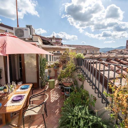 Appartamento Residenza Al Pavone Luxury With Terrace Lucca Esterno foto