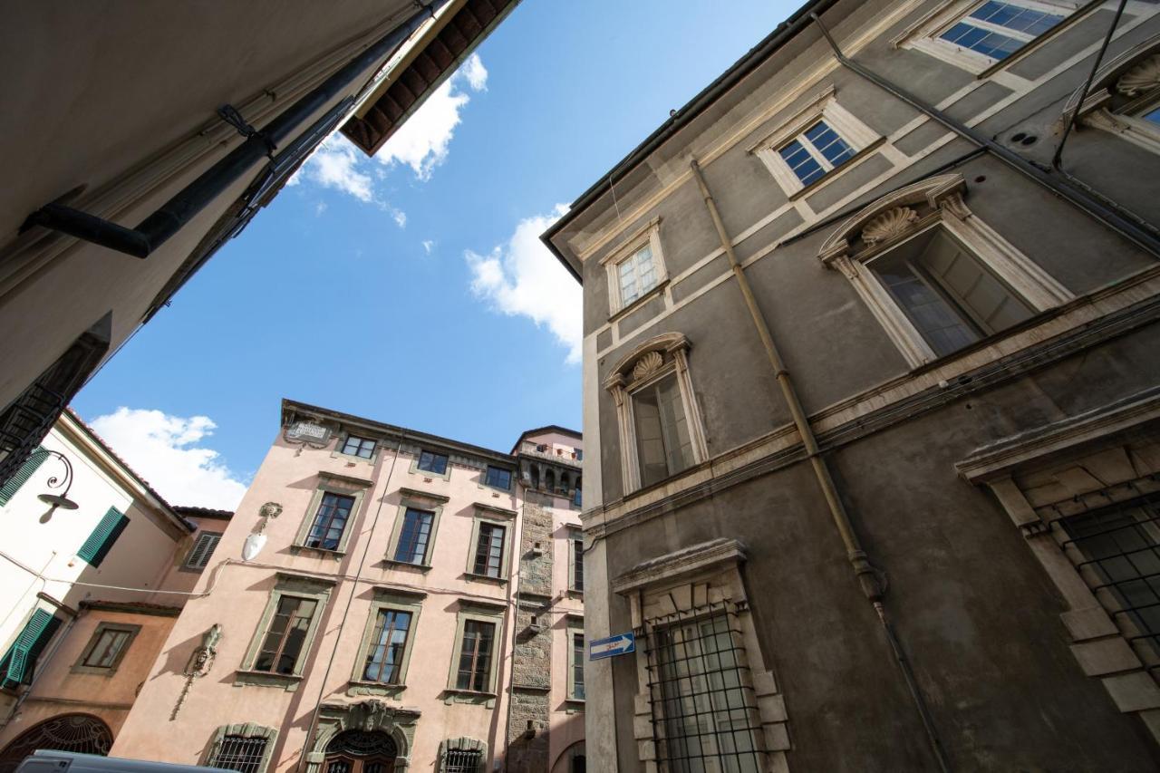 Appartamento Residenza Al Pavone Luxury With Terrace Lucca Esterno foto