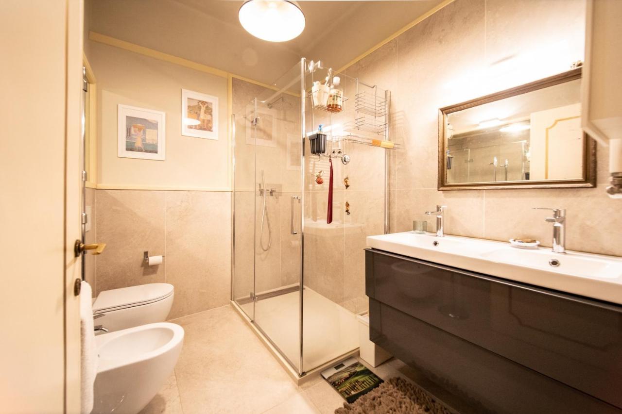 Appartamento Residenza Al Pavone Luxury With Terrace Lucca Esterno foto